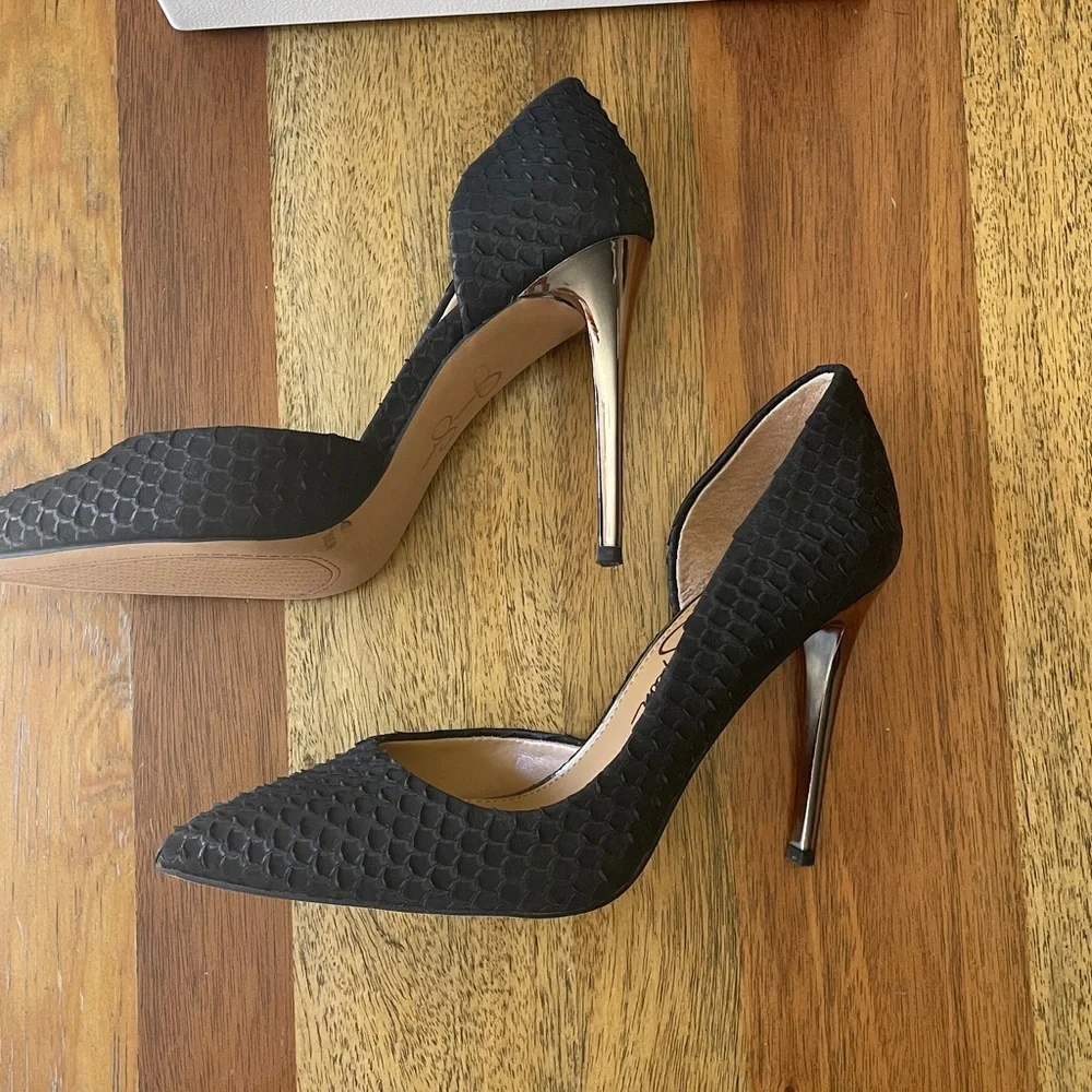 Jessica Simpson size color
